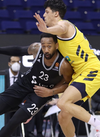 El Olympiacos negocia el fichaje de David Lighty