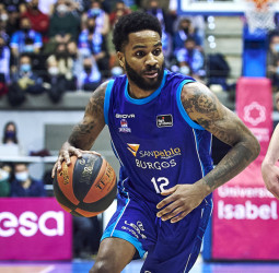 El equipo y el Coliseum buscan un triunfo con valor doble