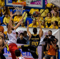 El Iberostar Tenerife, superior al RETAbet Bilbao (83-69)