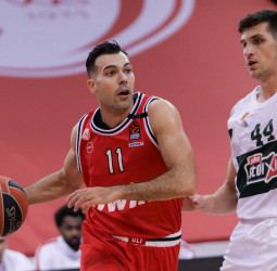 Kostas Sloukas, un sueño para el Partizan?