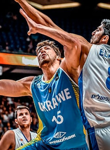 Ucrania pasa de ronda (64-88)