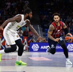 Markus Howard lidera la victoria del Baskonia ante el Partizan (103-96)