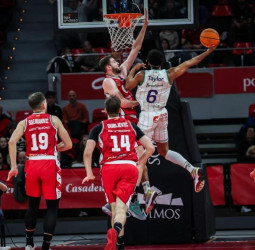 Un tridente estelar hace volar al Casademont Zaragoza (84-69)