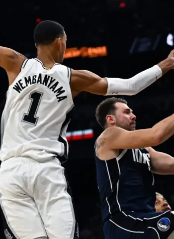 Doncic le da la bienvenida a la NBA a Wembanyama