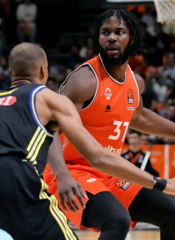 Valencia Basket tiró y el Alba Berlín terminó aflojando (79-71)