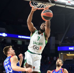Disfruta de las mejores jugadas de la jornada de la EuroLeague