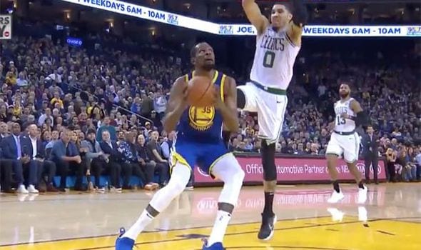 Los Rockets superan a los Raptors, y los Celtics asaltan el feudo de los Warriors