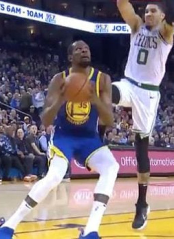 Los Rockets superan a los Raptors, y los Celtics asaltan el feudo de los Warriors