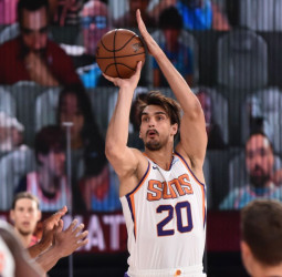 Dario Saric renueva con los Phoenix Suns