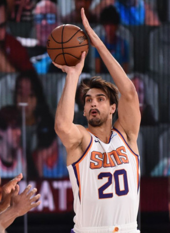 Dario Saric renueva con los Phoenix Suns