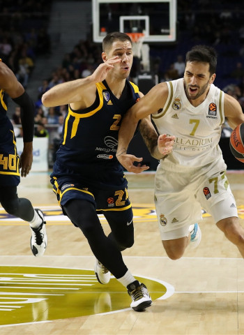 Exhibición del Real Madrid ante el Khimki con una primera parte para enmarcar (104-76)