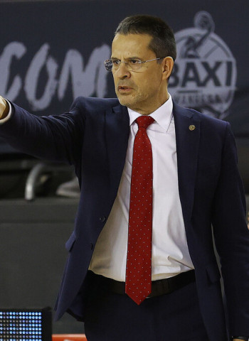 Pedro Martínez renueva con el BAXI Manresa