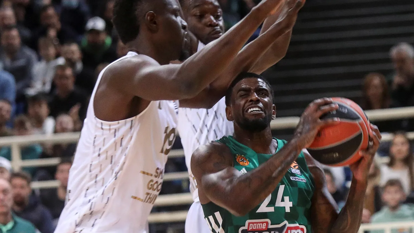 Bacon lidera la victoria del Panathinaikos sobre el ASVEL (77-58)