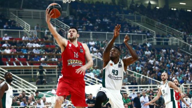 Olympiacos hace lo que nadie pudo hacer en Grecia, ganar al Panathinaikos (65-75)