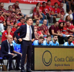 Jaka Lakovic: «Nos ha faltado este punto importante de jugar físico y con mucha intensidad»