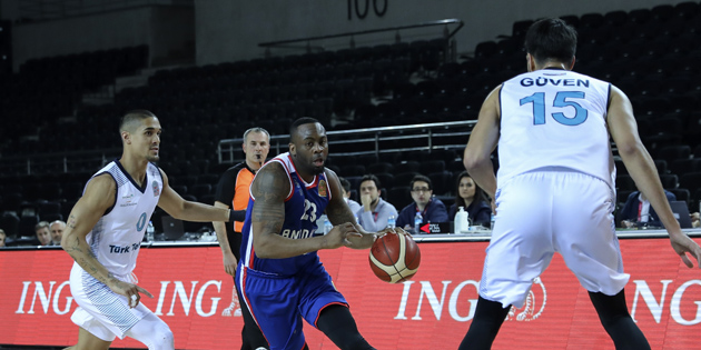 Anadolu Efes y Fenerbahce ganan en la TBL turca