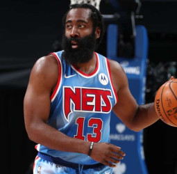 Histórico debut de James Harden con los Brooklyn Nets
