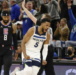Edwards y Russell se conjuran para vencer a los Clippers (104-109)