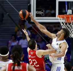 El Real Madrid domina al Baxi Manresa (86-61)