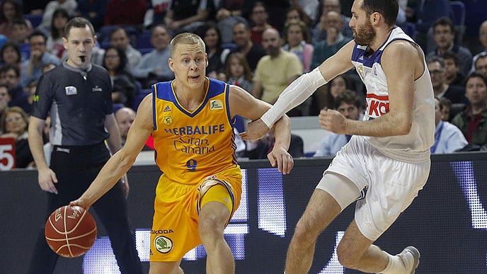 Sasu Salin, refuerzo para la línea exterior del Unicaja