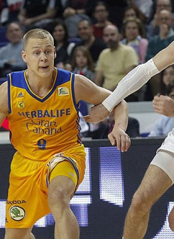 Sasu Salin, refuerzo para la línea exterior del Unicaja
