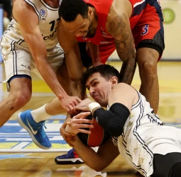 El Maccabi supera al CSKA Moscú (84-75)