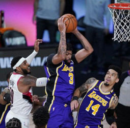 LeBron James y Davis ponen por delante a sus Lakers (116-108) [2-1]