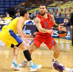 El CSKA Moscú anuncia la desvinculación con Mike James hasta final de temporada