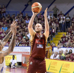 [1-1] El Venezia devuelve el correctivo al Trento (79-64)