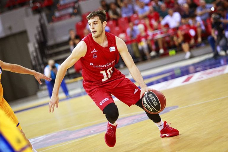 Valencia y Zaragoza negocian por Sergi Garcia