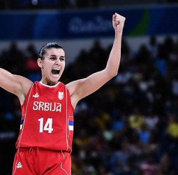 Serbia se lleva el bronce femenino (63-70)