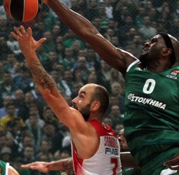Olympiacos hace enmudecer el Olimpic de Atenas (77-79)