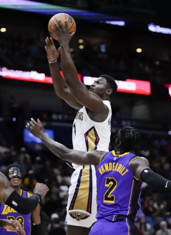 Zion e Ingram se encargan de los Lakers