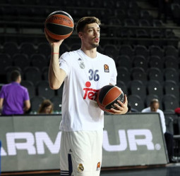 Real Madrid y Basket Zaragoza negocian la cesión de Alex Suárez