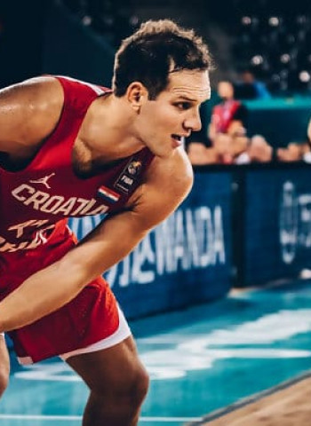 Bogdanovic lidera a Croacia ante unos correosos húngaros (58-67)