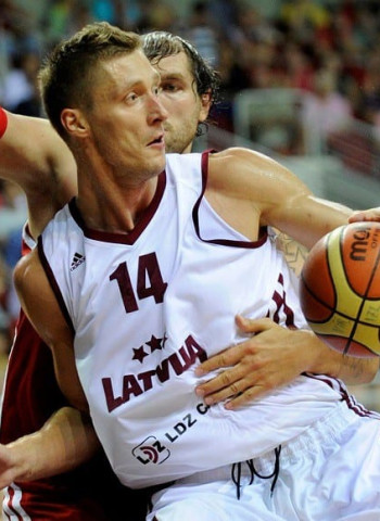 Kaspars Berzins vuelve al VEF Riga