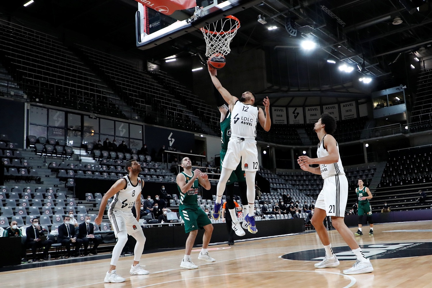 El ASVEL impone su físico ante el Panathinaikos (97-73)