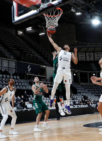 El ASVEL impone su físico ante el Panathinaikos (97-73)