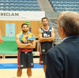 El Consejo de Administración del Rio Natura Monbus Obradoiro da la bienvenida a los jugadores