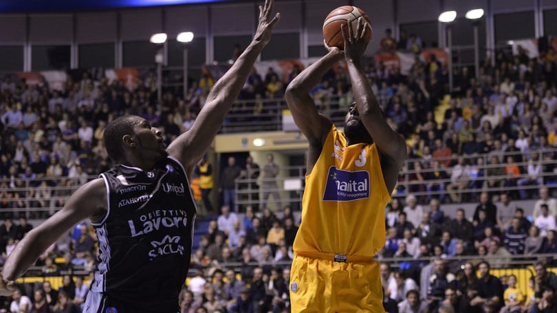 El Olympiacos se interesa por DJ White