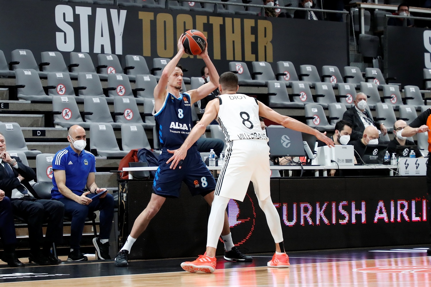 El ALBA continúa su buena racha con una victoria ante el ASVEL (89-95)