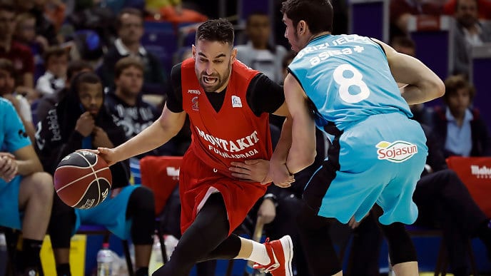 Montakit Fuenlabrada se lleva un derbi demencial (69-71)