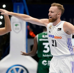El Madrid se estrena en la pretemporada con victoria (91-98)