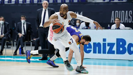 El Pinar Karsiyaka negocia con Alex Tyus