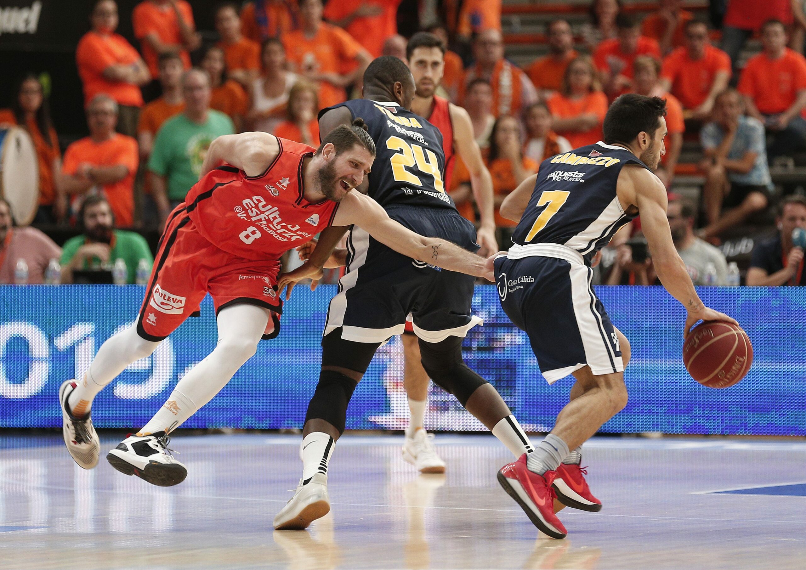 Derrota ante UCAM Murcia y terceros para el Valencia Basket (67-70)