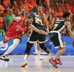 Derrota ante UCAM Murcia y terceros para el Valencia Basket (67-70)