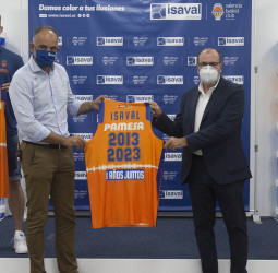 Klemen Prepelic presentado como jugador taronja