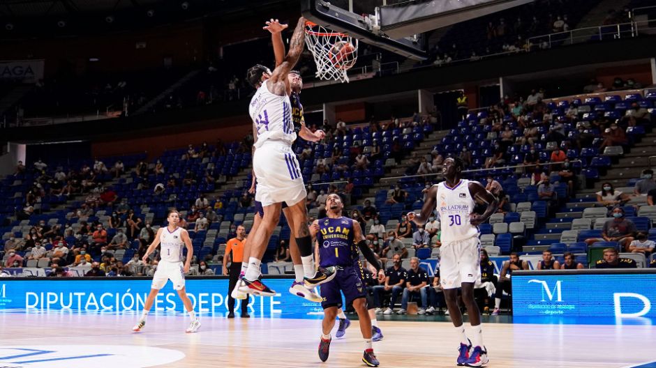 Victoria del Real Madrid antes de la Supercopa (80-65)