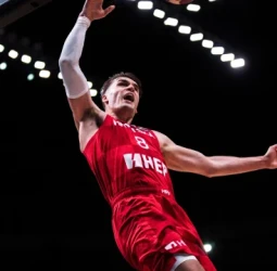 Croacia arrasa con Eslovenia, 108-92