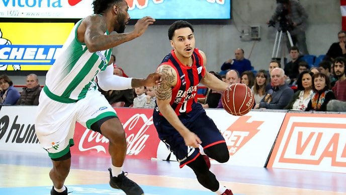 Baskonia supera con apuros al Real Betis (79-75)